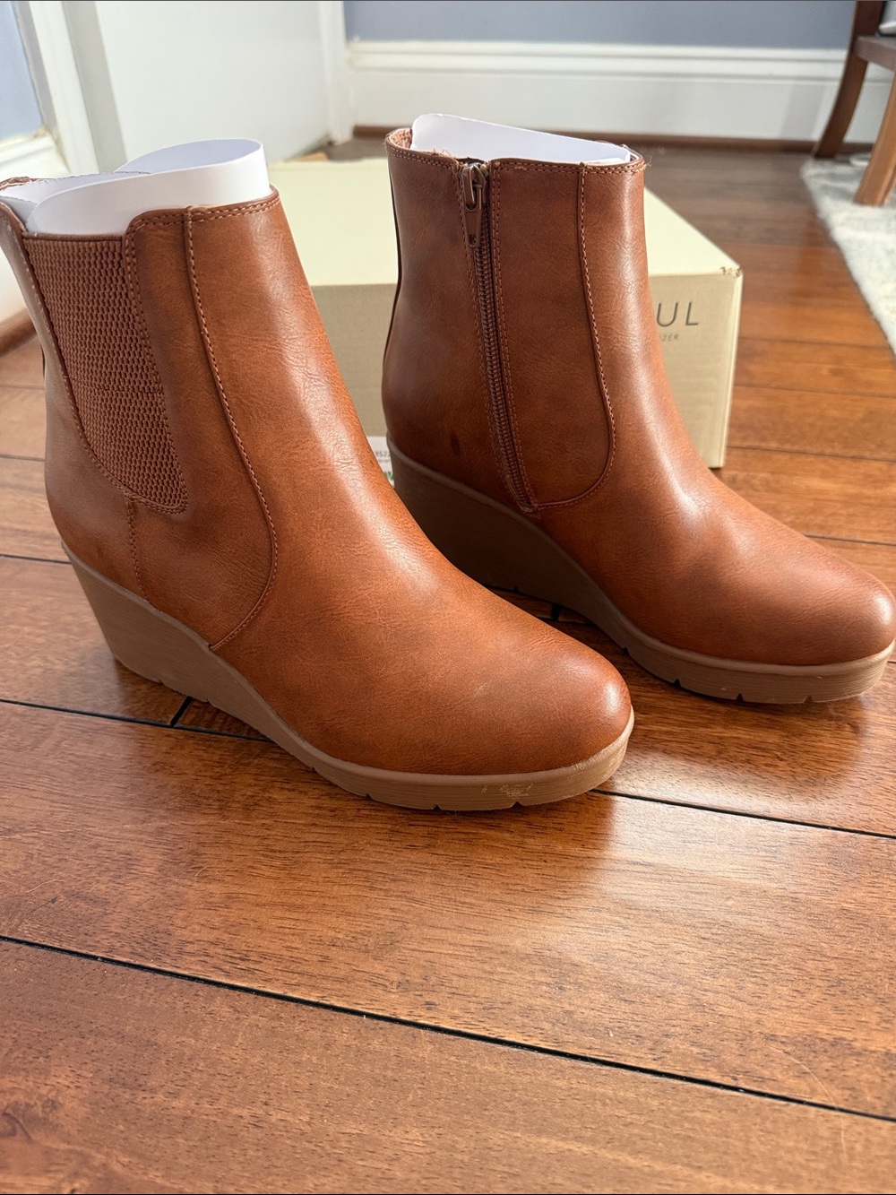 Naturalizer Cognac Tan Wedge Ankle Boots